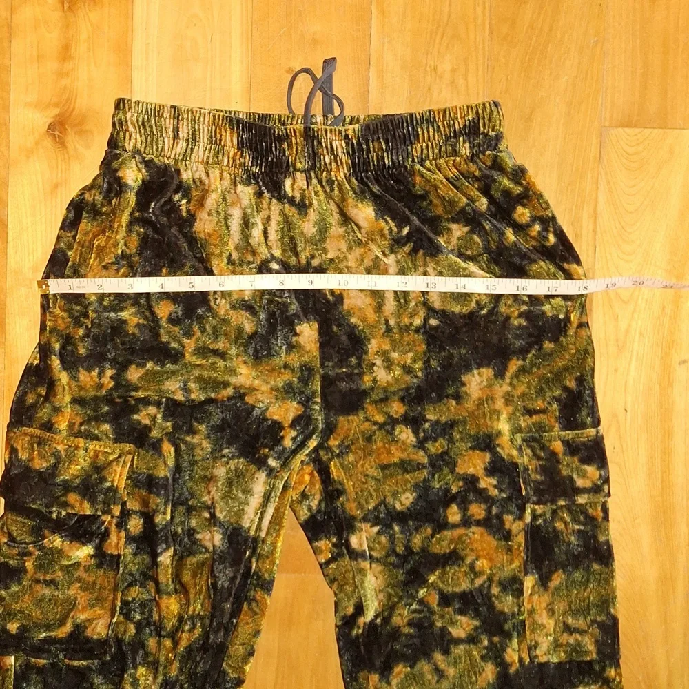 Urban Outfitters Penelope Velvet Joggers Black Green Orange Gold XS Cozy Chic - Picture 10 of 12